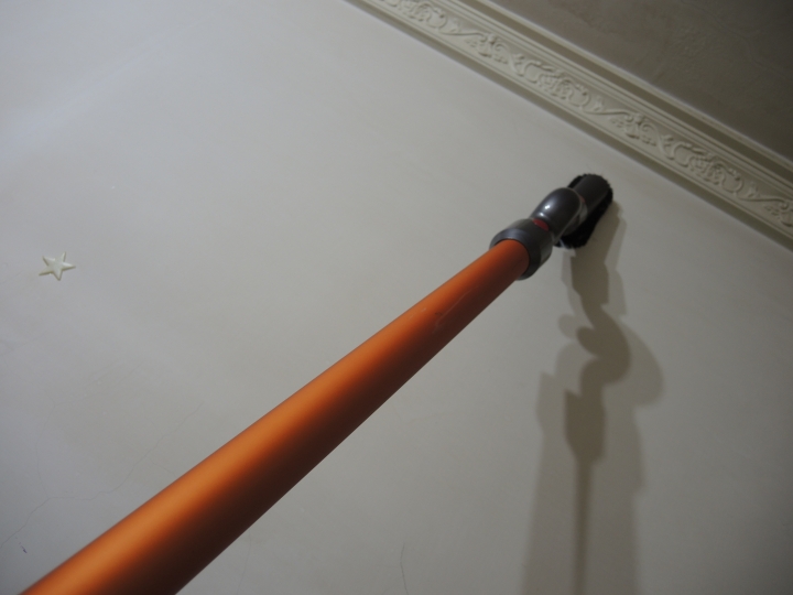 dyson V8使用心得~真的好好吸