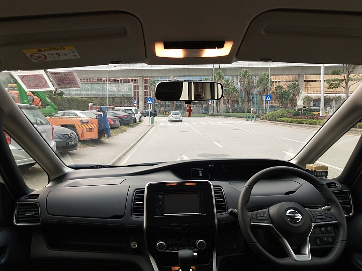 2017 Nissan Serena 2.0 Highway Star 開箱