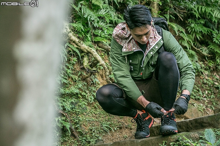 防水耐操的輕旅好夥伴 MERRELL 「CHAMELEON 7 MID GORE-TEX」開箱實測！