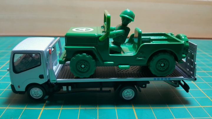 Tomica LV-N144 日產Atlas 花見台自動車