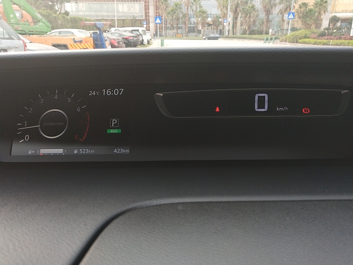 2017 Nissan Serena 2.0 Highway Star 開箱