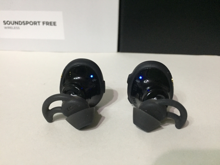 Bose soundsport free真無線藍芽耳機-開箱文