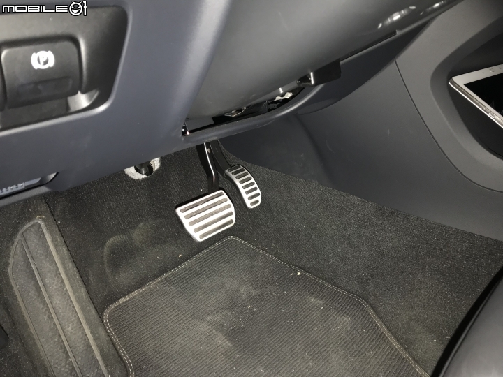 允文允武的家庭跑旅V60T5R