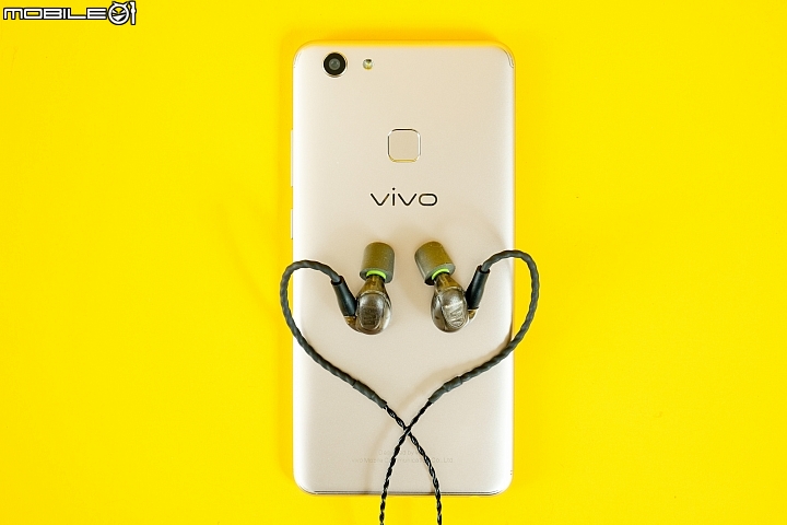 實用功能大集結 自拍有亮點!vivo V7+體驗報告