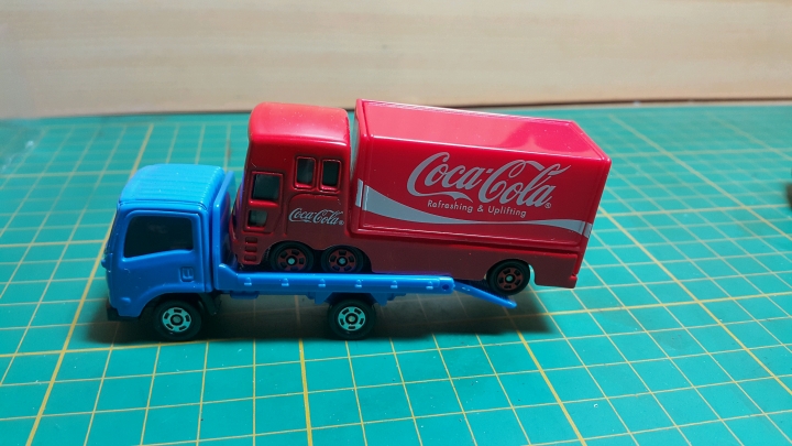 Tomica LV-N144 日產Atlas 花見台自動車
