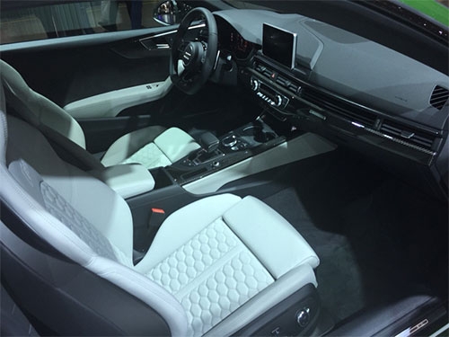 RS5正式售價480萬,SQ7 520萬!