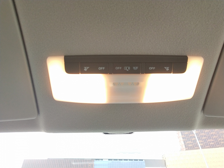 2017 Nissan Serena 2.0 Highway Star 開箱