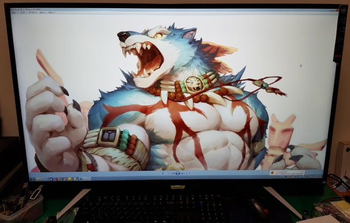 4K初體驗,PHILIPS BDM4350UC 43吋4K UHD顯示器開箱