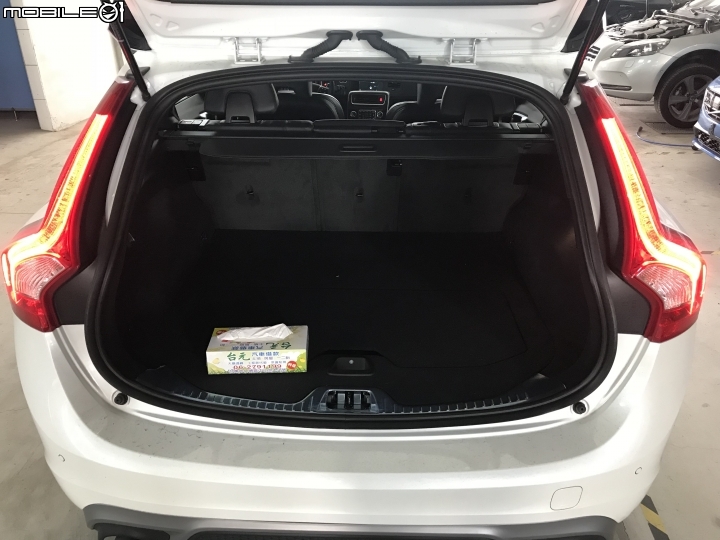 允文允武的家庭跑旅V60T5R