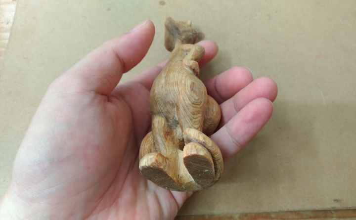 可愛狐狸雕