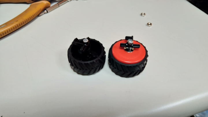 幫兒子的車車換上了 可樂牌 環保節能胎