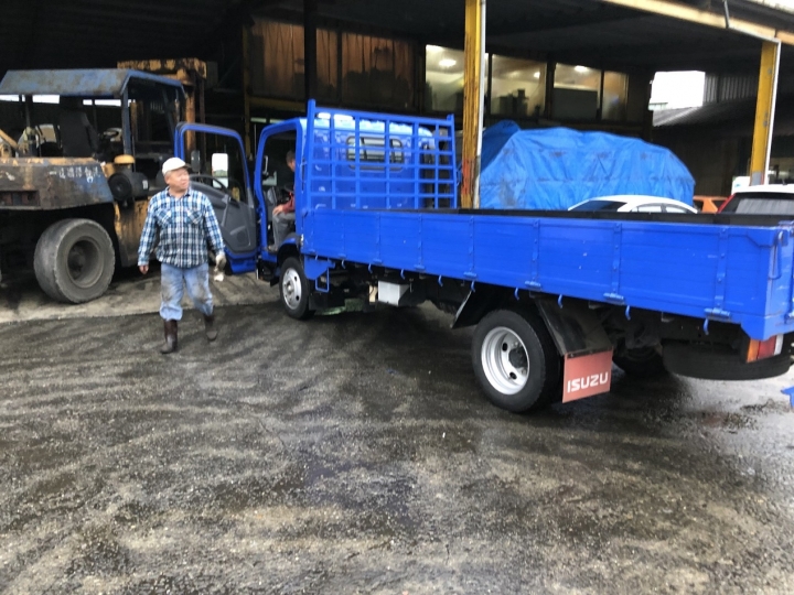 ISUZU 3噸半特式版(微開箱)想到就開一下
