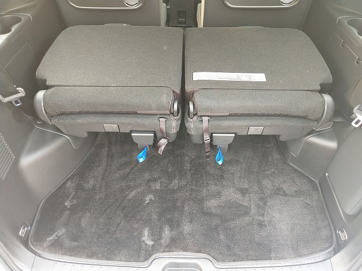 2017 Nissan Serena 2.0 Highway Star 開箱