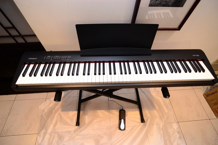 ROLAND FP-30電鋼琴開箱