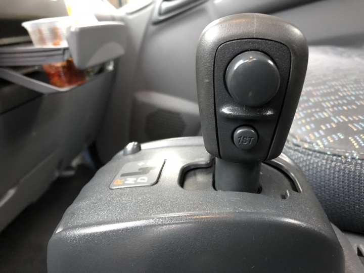 ISUZU 3噸半特式版(微開箱)想到就開一下