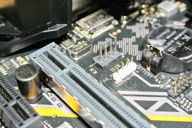 ASUS TUF B350M-PLUS GAMING 軍規主機板 UNIKO開箱測試