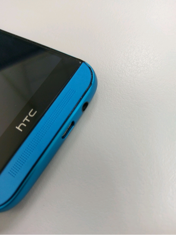 重新開箱HTC M8 ,更換電池,背蓋。