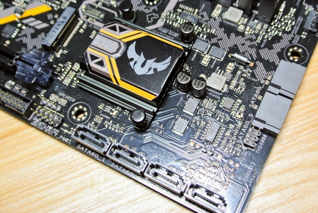 ASUS TUF B350M-PLUS GAMING 軍規主機板 UNIKO開箱測試