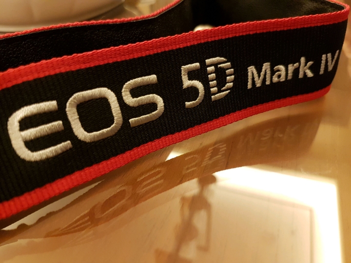 全片幅圓夢 5D Mark IV 開箱