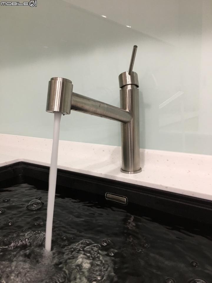 【開箱】瑞士FRANKE淨水器・結晶花崗石水槽