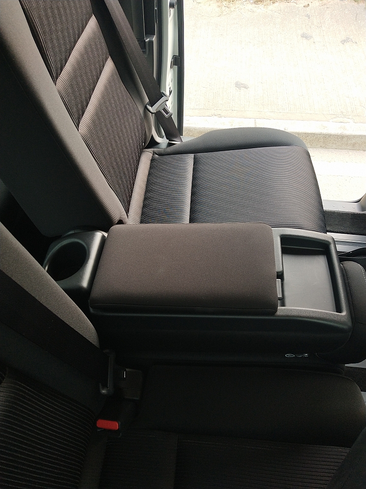2017 Nissan Serena 2.0 Highway Star 開箱