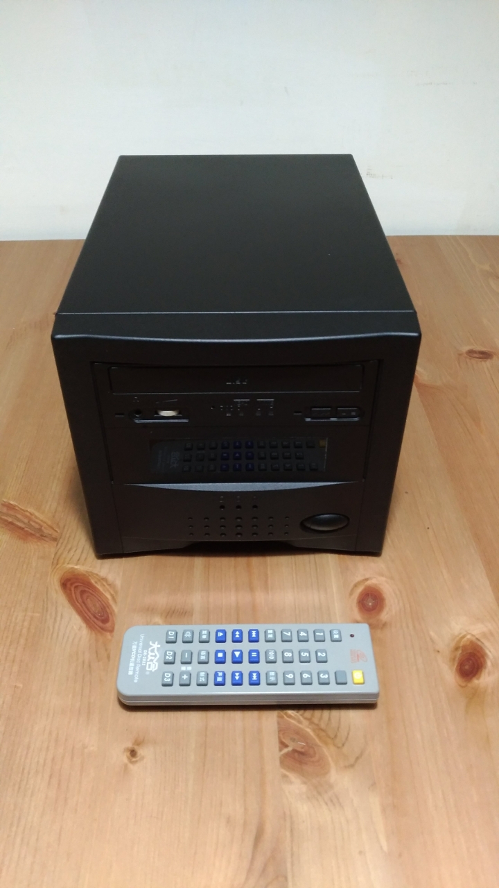 超不專業 DIY (CD-ROM+線性電源+控制器改轉盤),圖很多.....