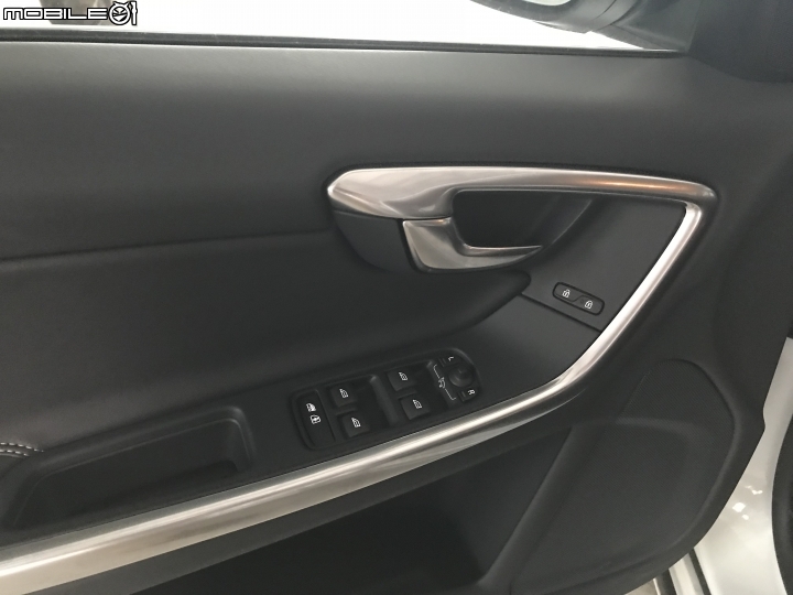 允文允武的家庭跑旅V60T5R