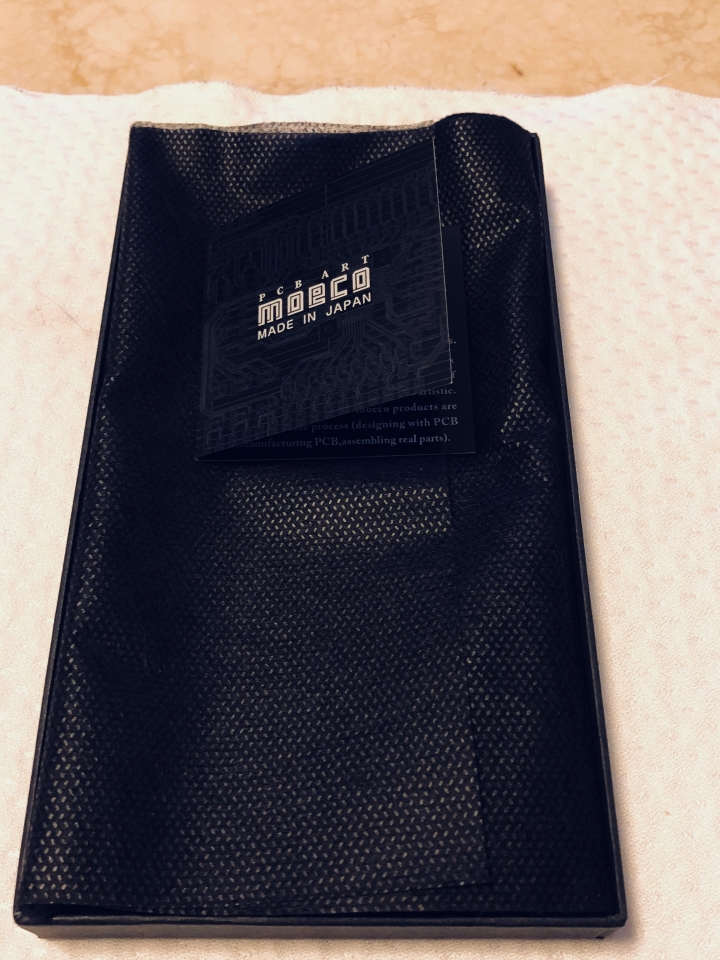 moeco EVA 8plus 電路板手機殼開箱