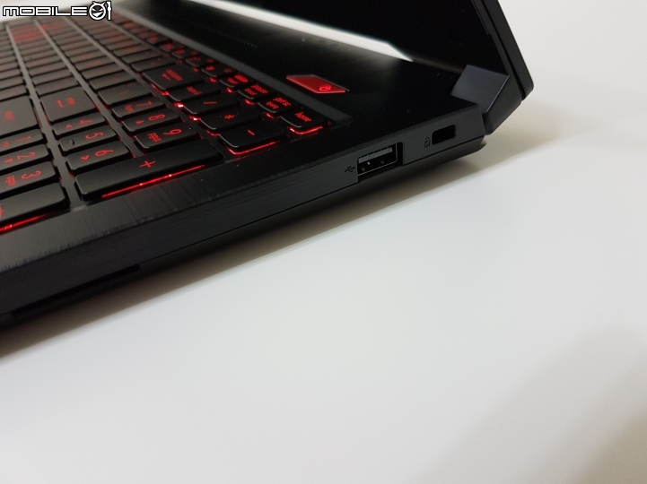 沉穩型Gaming筆電ASUS FX503VD