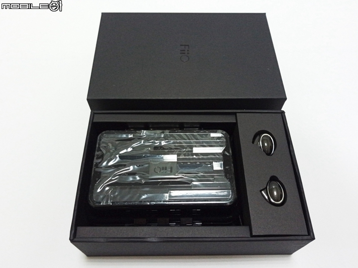 FiiO FH1 雙單元可換線入耳式耳機試聽評測