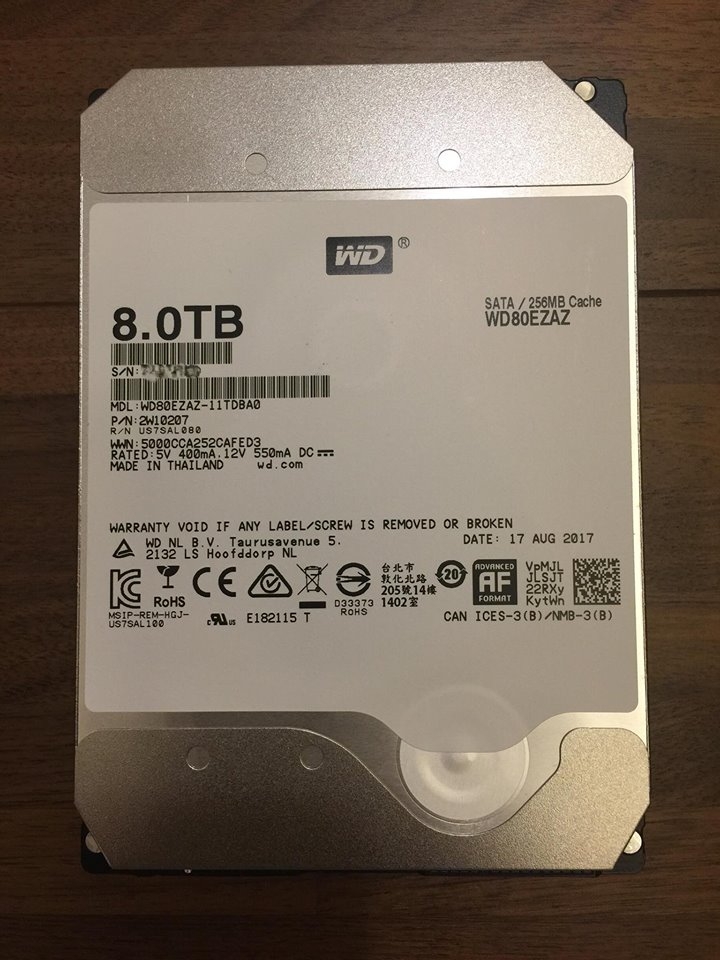 QNAP 831X+HGST NAS 4TB x4+WD80EZAZ 8TB x2