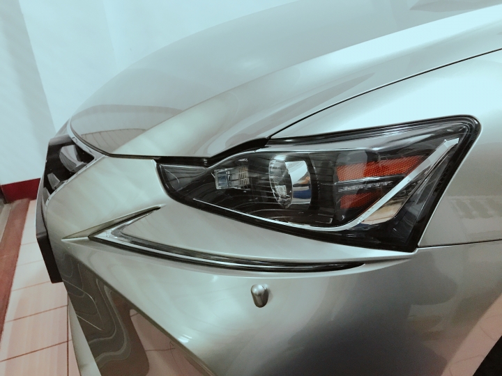 LEXUS IS 300 Platinum Black鉑黑特仕車 極光鈦微開箱