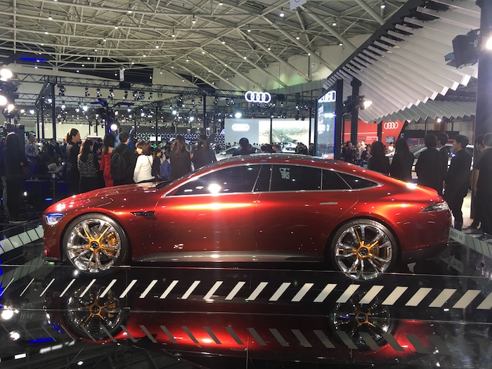 2018 車展照分享,圖多、但是車頭燈不多 (hyundai與其他品牌都有)