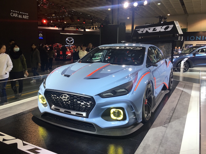 2018 車展照分享,圖多、但是車頭燈不多 (hyundai與其他品牌都有)