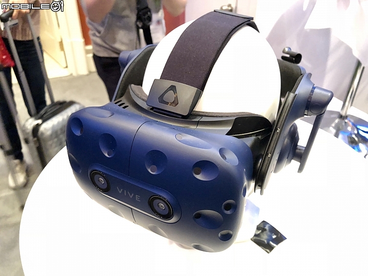 【快訊】解析度更高的HTC VIVE PRO正式發表！無線整合方案也將在今年正式上市