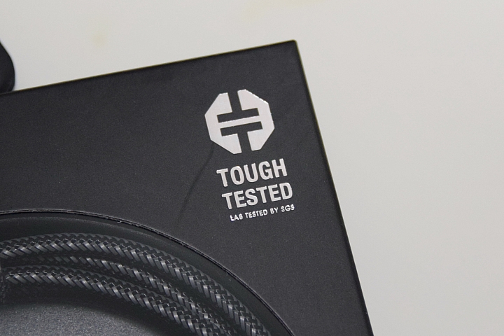 開箱 體驗 充電三叉戟 Lightning/Micro/Type-C 三合一 NyloTough 超強編織耐彎折 快速充電線