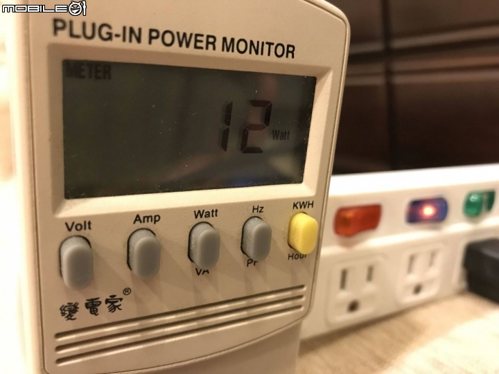 筆電內顯救星GALAX SNPR TB3 BOX