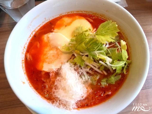 【日本在地美食|吉祥寺】融化在濃郁番茄湯頭,起司牽絲的特濃番茄拉麵