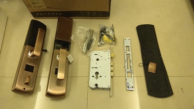 電子鎖指紋鎖 DIY