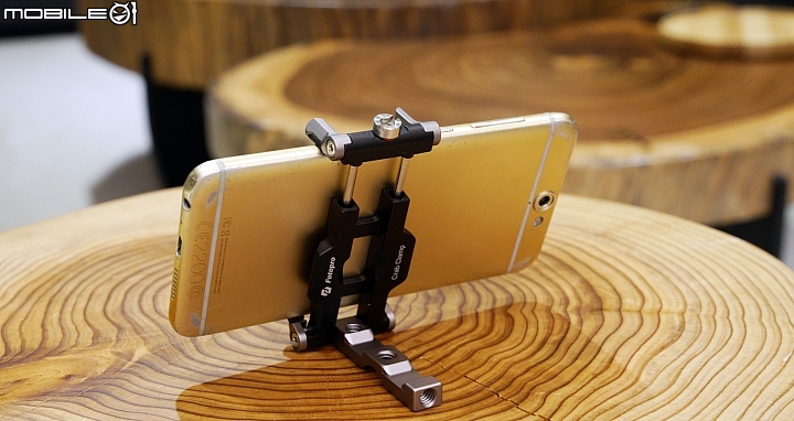 一隻文青 雅痞 但精緻過頭的桌上型腳架 FOTOPRO ARTPOD