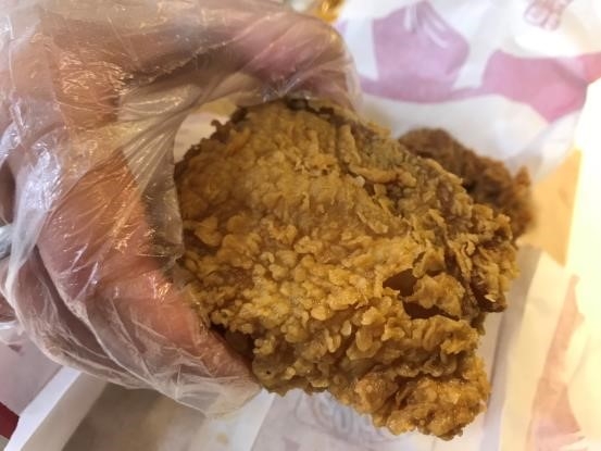 卡拉脆雞、薄脆雞、紙包雞、BBQ烤雞 四種口味評比