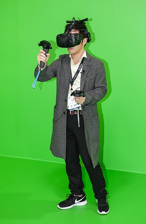 這才是虛擬實境該有的介面！Viveport VR 與 Vive Video雙雙升級進化