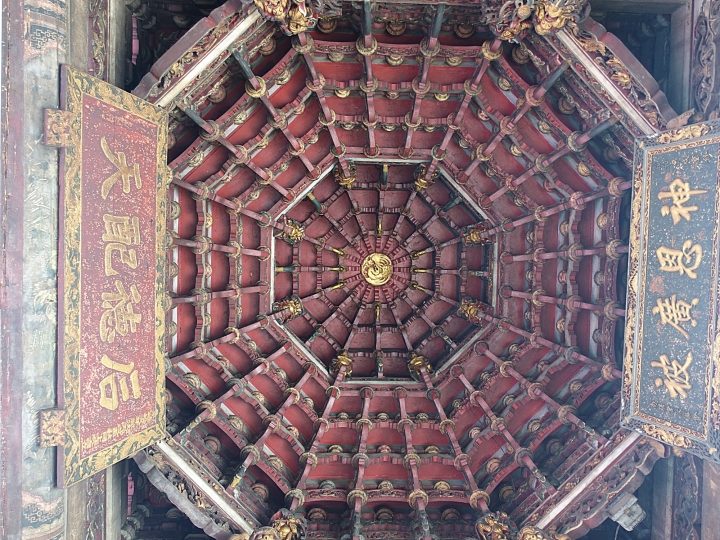 具有特殊建築樣式的媽祖廟 -- 彰化 南瑤宮