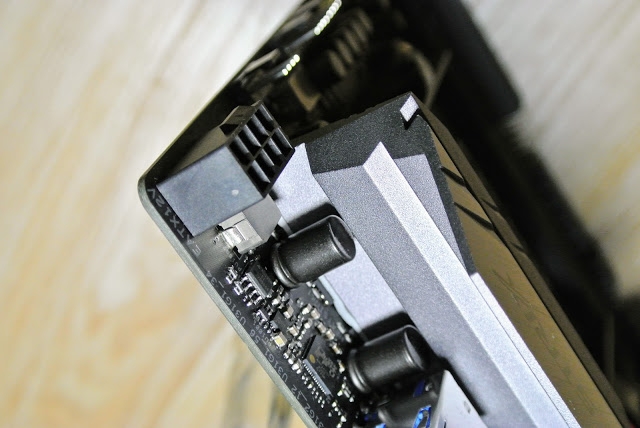 UH - RYZEN的ITX主機板 ASUS ROG STRIX -I 輕開箱