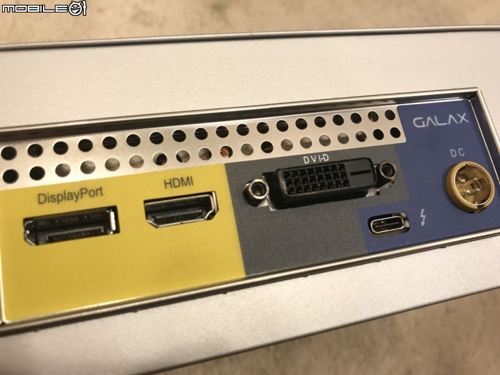 筆電內顯救星GALAX SNPR TB3 BOX