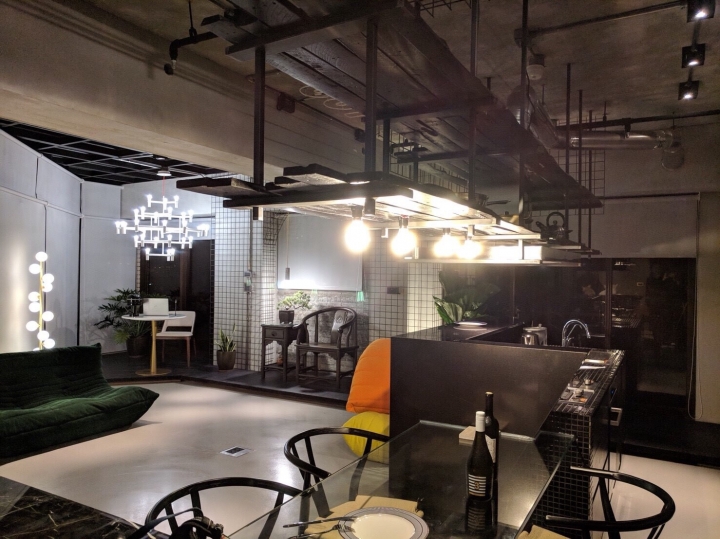 【開箱】工業混搭風,讓狗享受的家