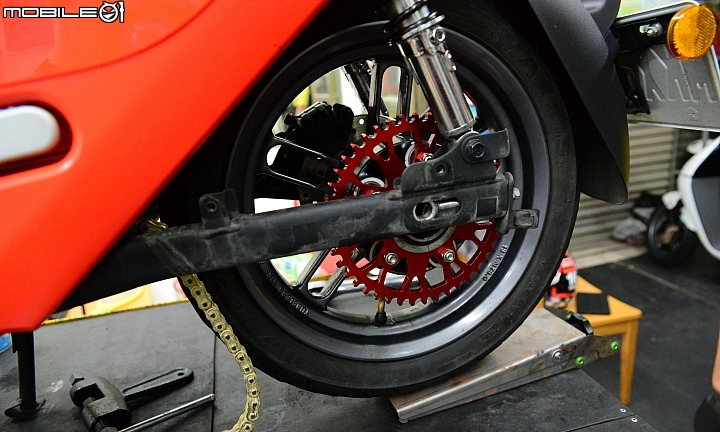 我的 gogoro 2 推坑日誌:直上94目RK黃金鏈+44齒輕量後齒盤