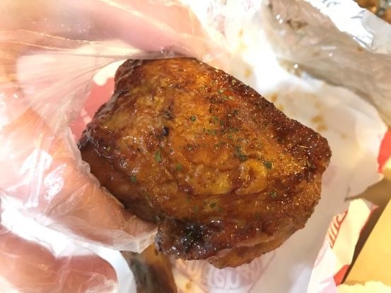 卡拉脆雞、薄脆雞、紙包雞、BBQ烤雞 四種口味評比