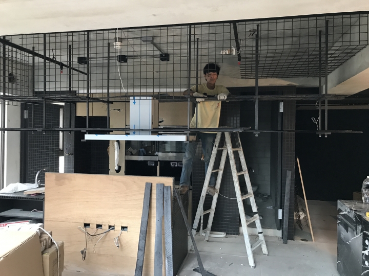【開箱】工業混搭風,讓狗享受的家