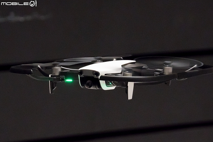 DJI Mavic Air 手勢操作方式-慧拍 DJI Mavic Air 手勢操作方式-慧拍